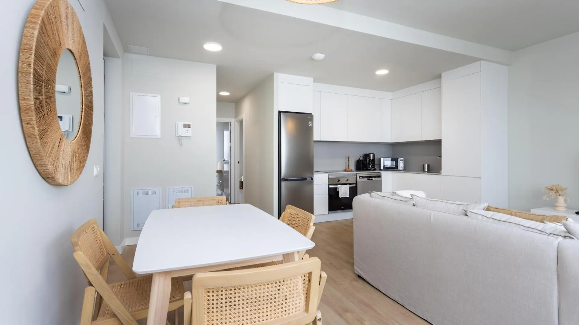 Home2Book Nordic Stay, Pool & Waves In Abades Lejlighed